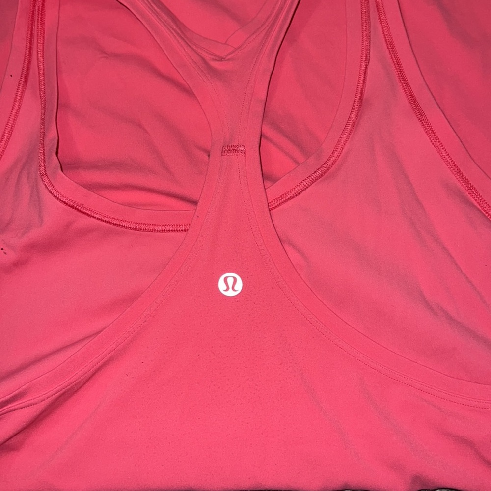 Lululemon tank top